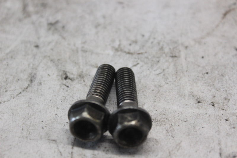 CALIPER MOUNTING BOLT 2PCS 09103-08359 2002 SUZUKI GSX-R1000