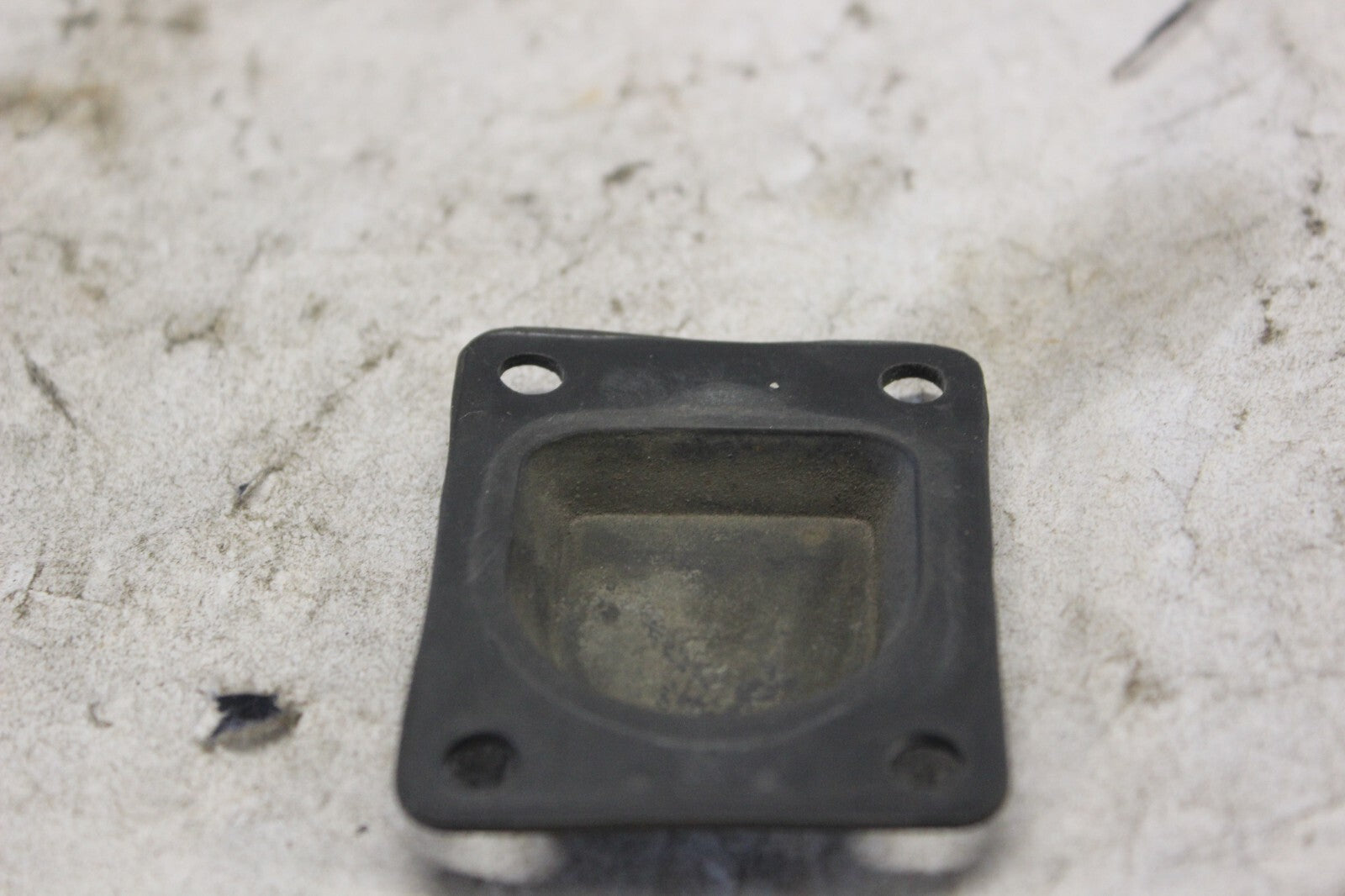 SADDLEBAG LOCK RUBBER 81217-463-770 1982 HONDA GOLDWING GL1100A