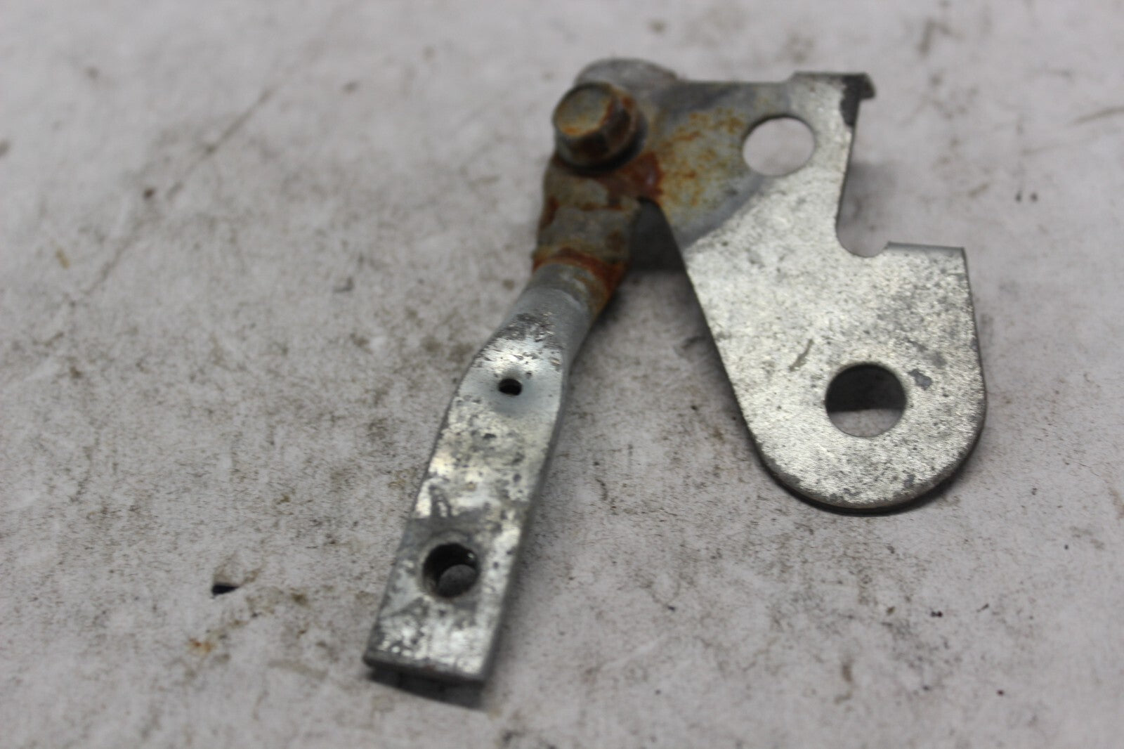 RIGHT SIDE COVER STAY RE-WELDED 50201-MAE-000 1998 HONDA CBR900RR