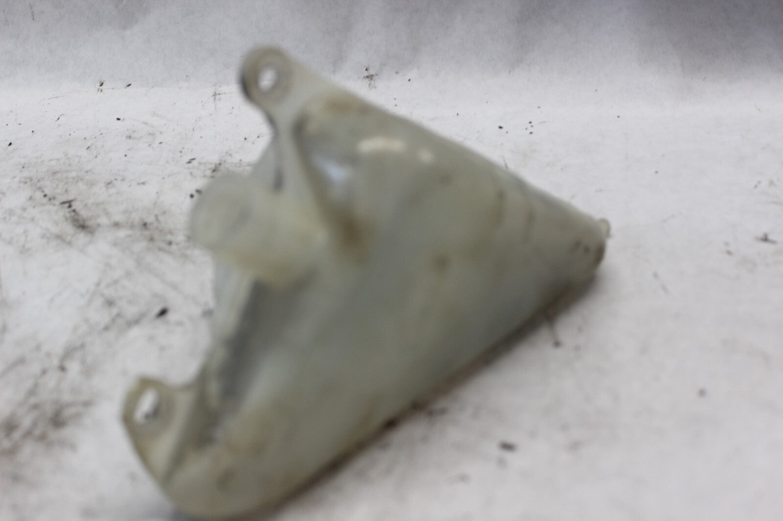 RESERVOIR TANK ONLY 17910-35F02 2002 SUZUKI GSX-R1000