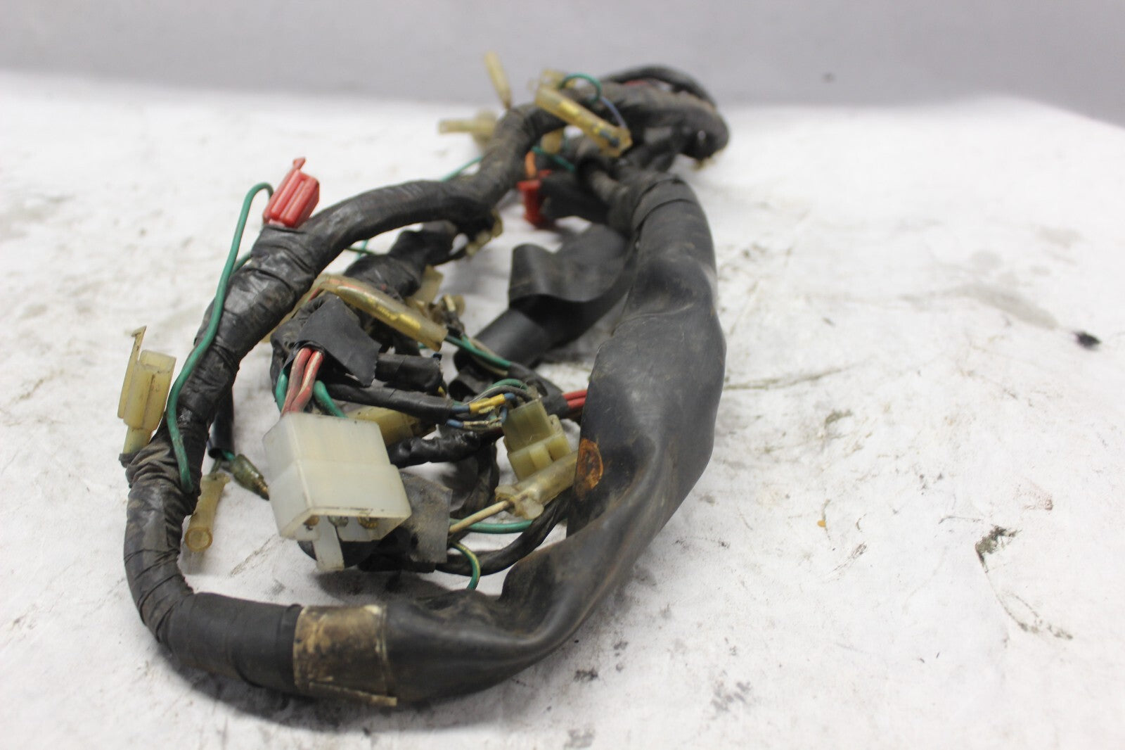 MAIN WIRING HARNESS 32100-MA1-730 1982 HONDA GL500I SILVERWING