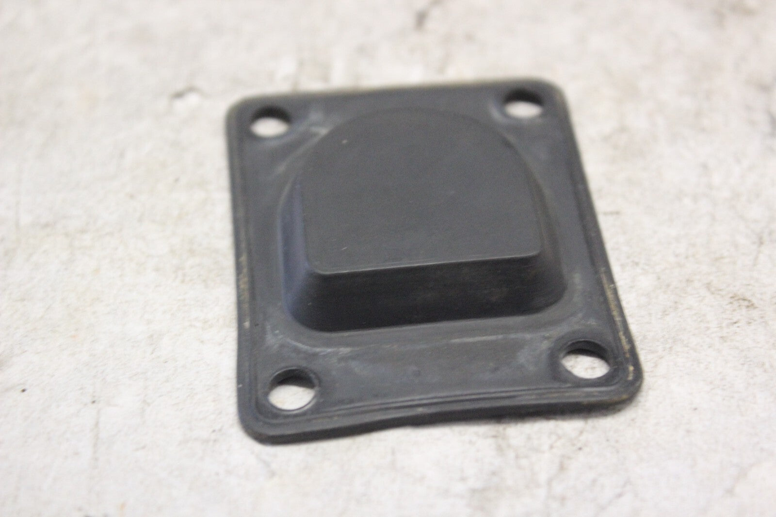 SADDLEBAG LOCK RUBBER 81217-463-770 1982 HONDA GOLDWING GL1100A