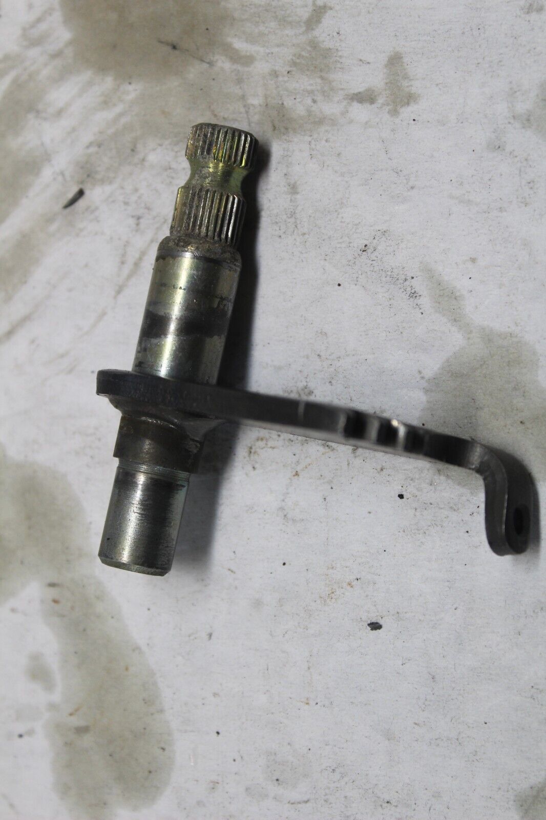GEARSHIFT SPINDLE 24620-415-000 1982 GL500I SILVERWING