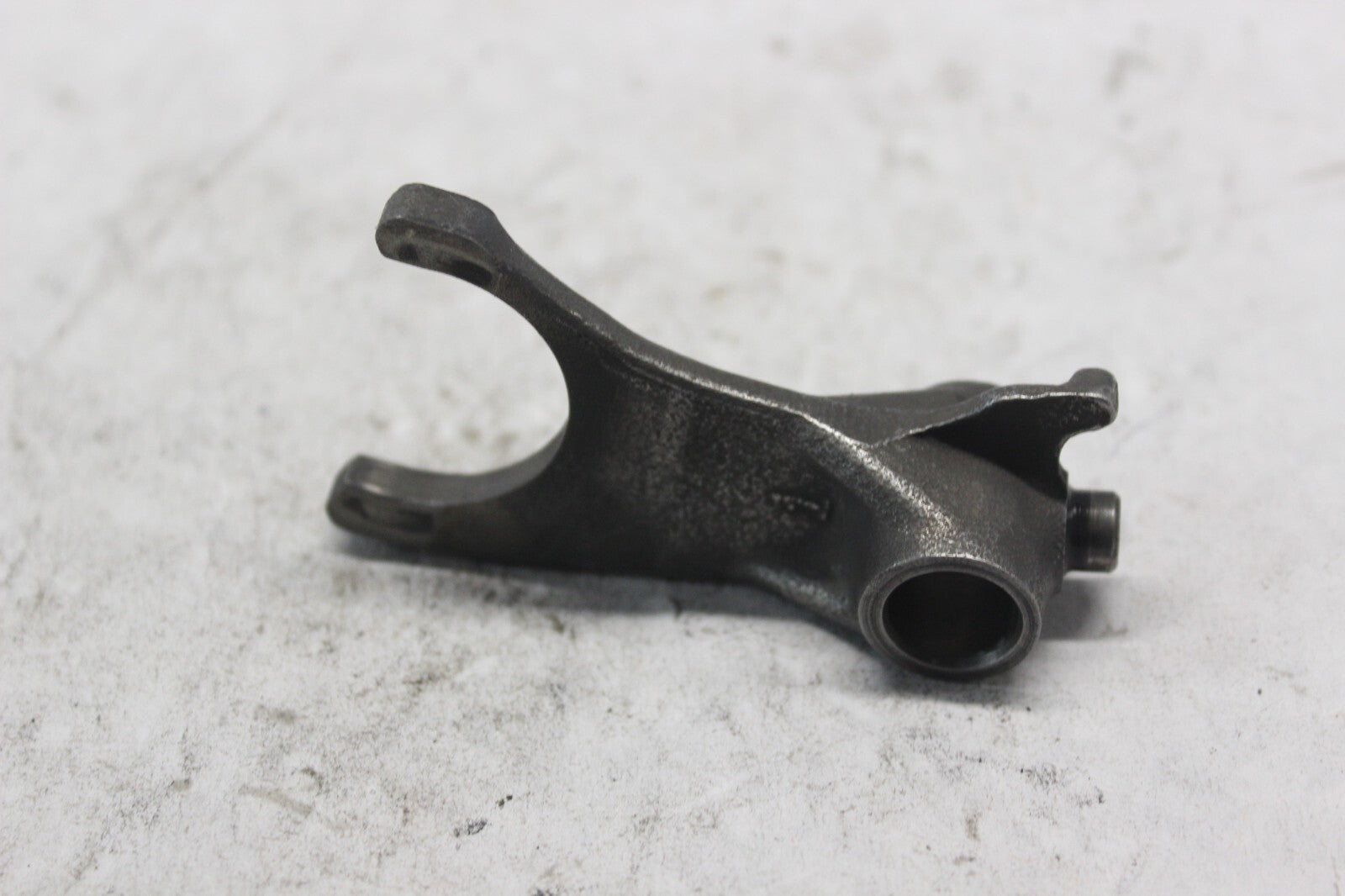 CENTER GEARSHIFT FORK 24212-MAL-600 1998 HONDA CBR900RR