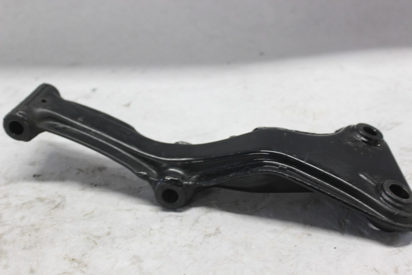LEFT FRONT ENGINE HANGER BRACKET 50320-MA1-000 1982 HONDA GL500I