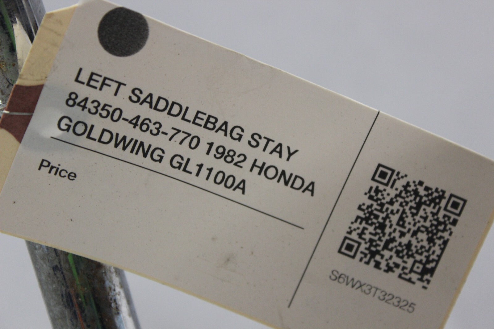 LEFT SADDLEBAG STAY 84350-463-770 1982 HONDA GOLDWING GL1100A