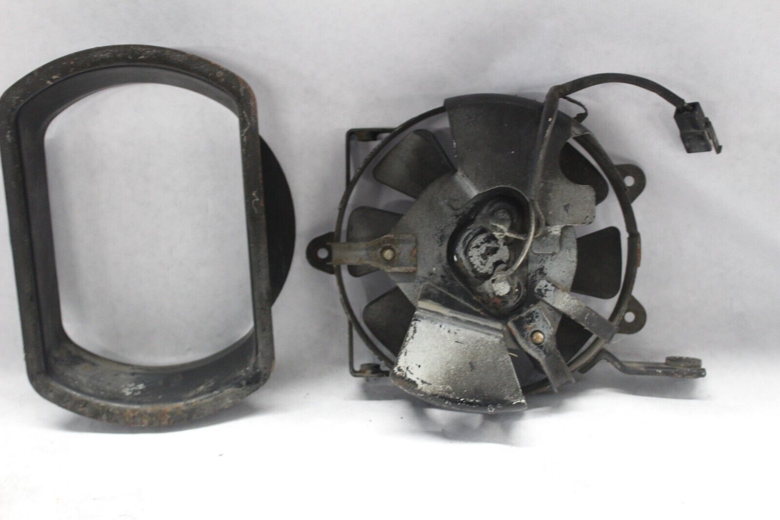 RADIATOR FAN ASSY 17800-41F00 2003 SUZUKI VOLUSIA VL800