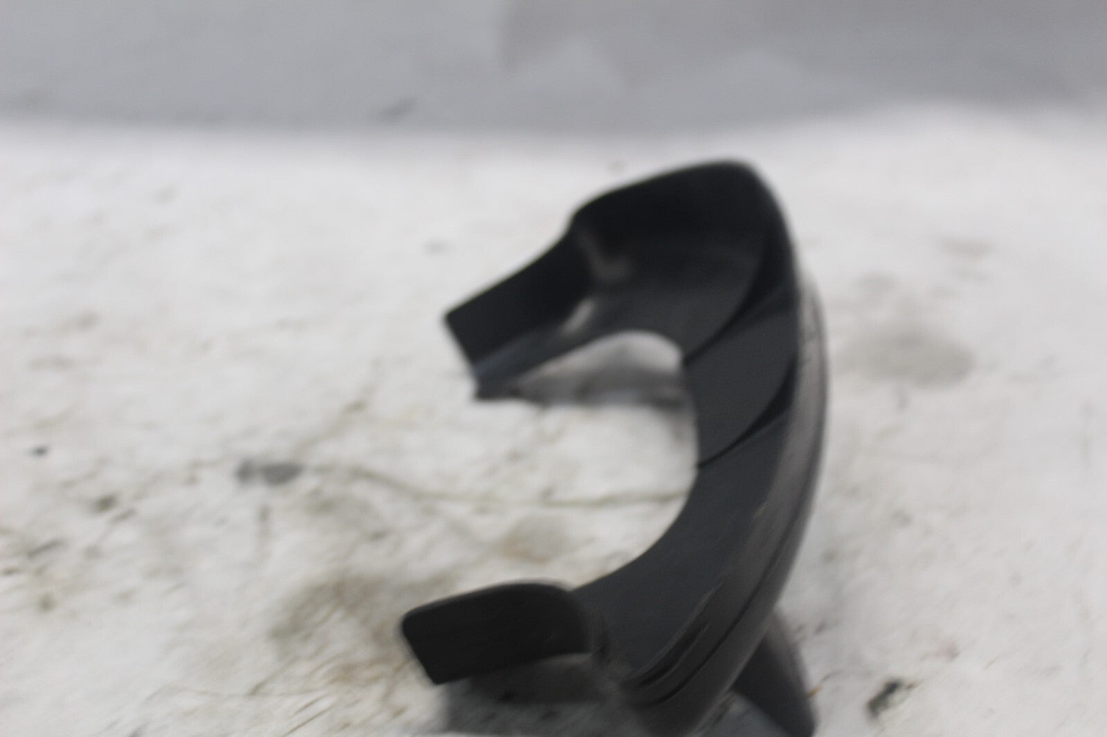 STEERING STEM FRONT COVER 61401-MA1-770  1982 HONDA GL500I SILVERWING