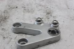 FRONT LEFT FOOTREST BRACKET 43521-35F00 2002 SUZUKI GSX-R1000