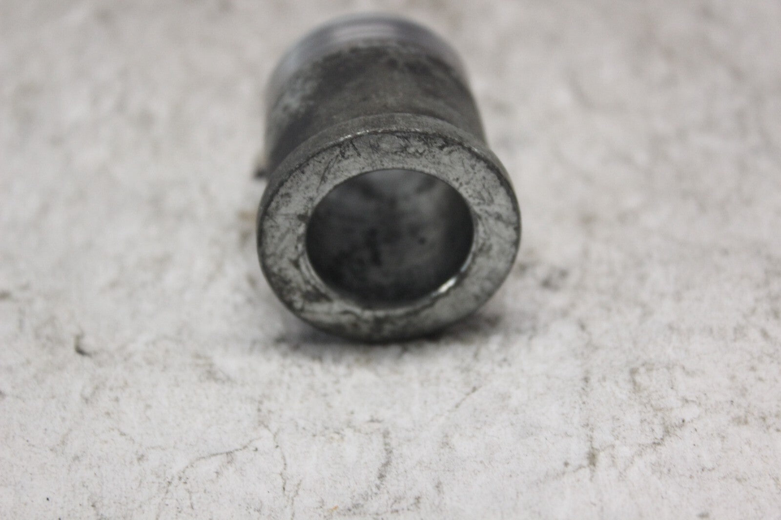 FRONT RIGHT AXLE COLLAR 44311-MAZ-000 1998 HONDA CBR900RR