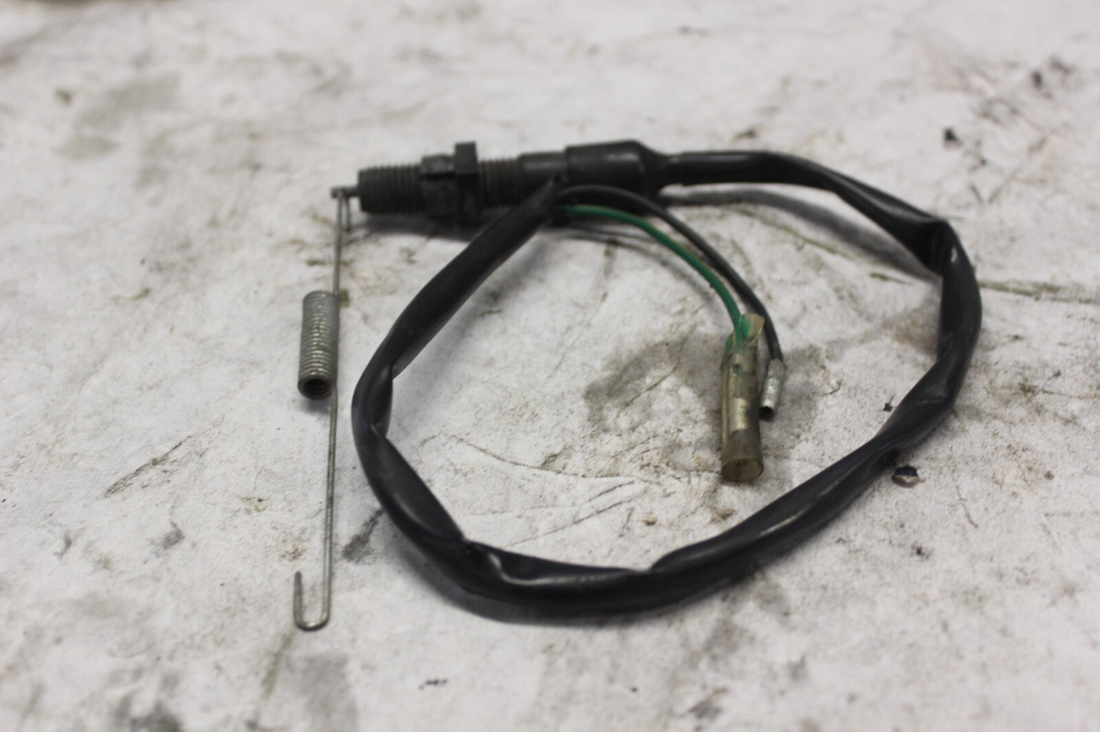 REAR STOP SWITCH W/SPRING 35350-MA1-405 1982 HONDA GL500I SILVERWING