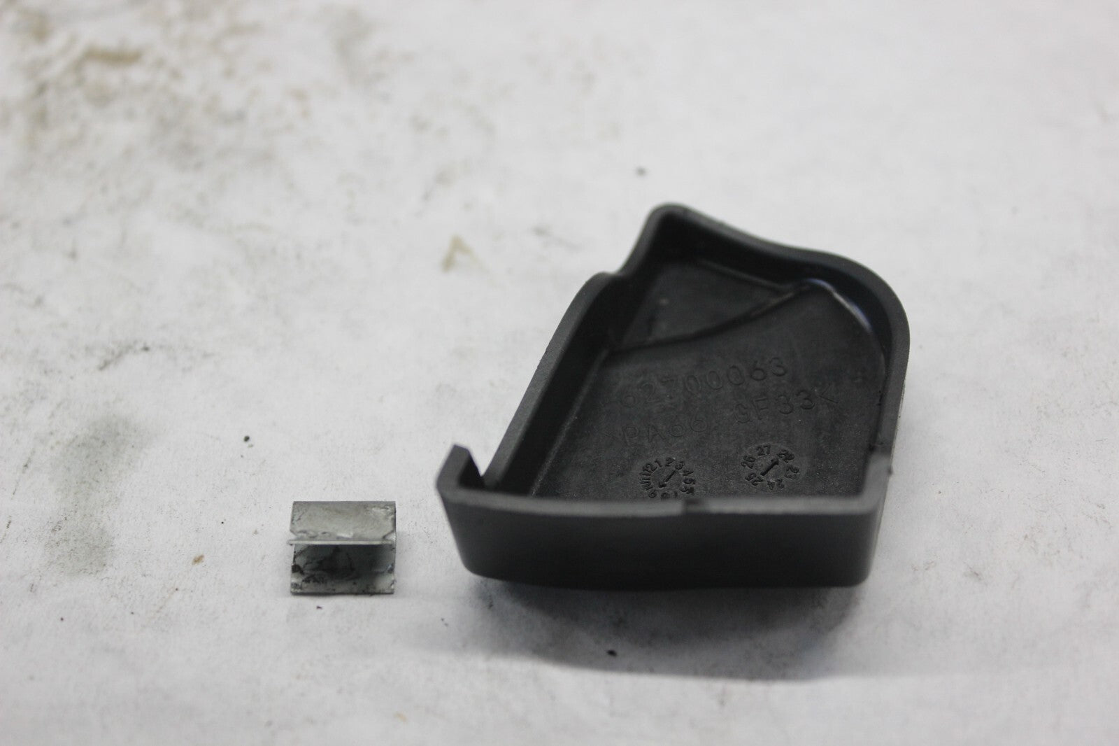 OIL DEFLECTOR 62700064 2016 H-D SOFTAIL BREAKOUT FXSB