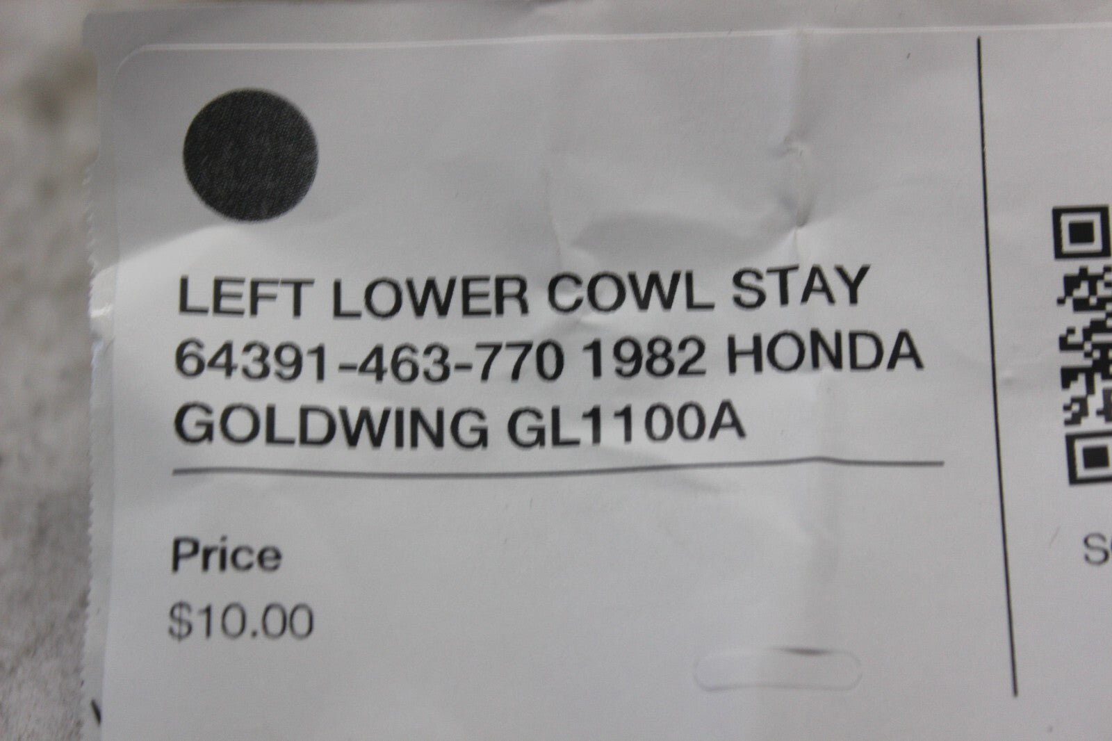 LEFT LOWER COWL STAY 64391-463-770 1982 HONDA GOLDWING GL1100A
