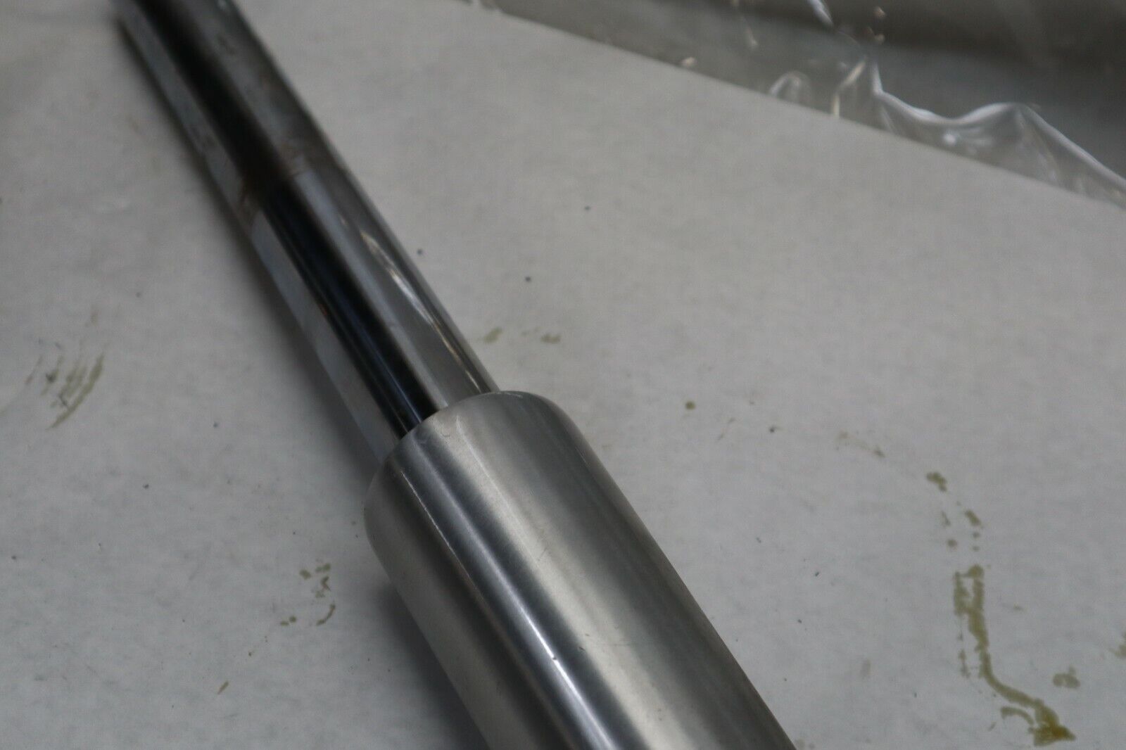 OEM Harley Davidson RIGHT Fork Suspension 2005 Road King Blk/Red 46497-02