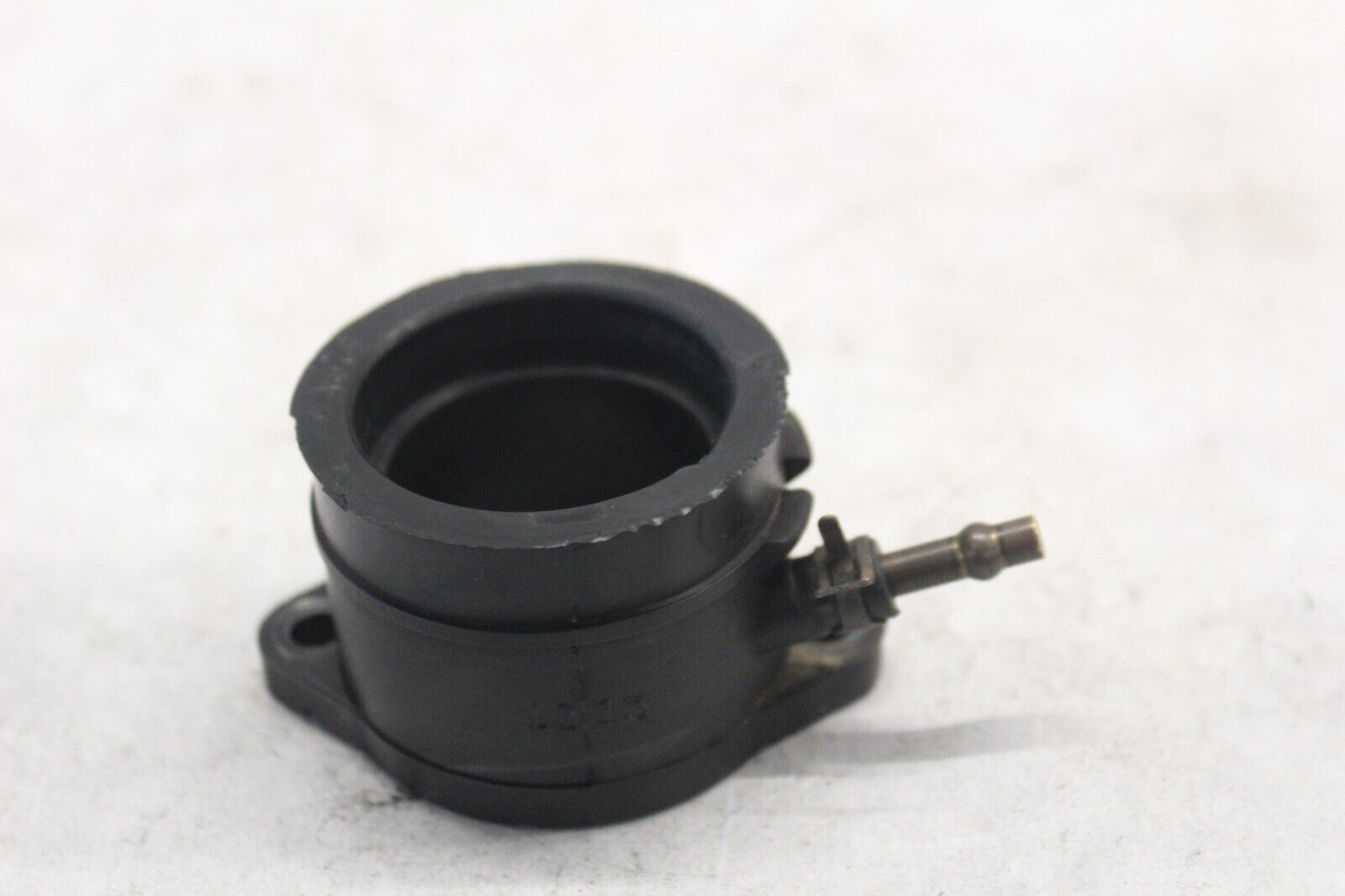 CARB HOLDER 16065-1213 1992 KAWASAKI ZX-6