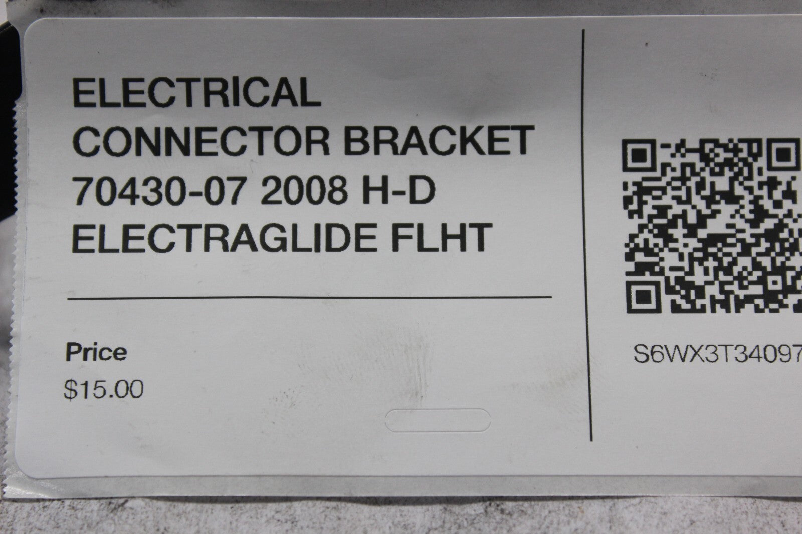 ELECTRICAL CONNECTOR BRACKET 70430-07 2008 H-D ELECTRAGLIDE FLHT