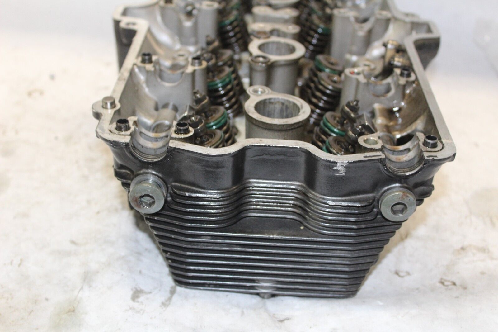 CYLINDER HEAD ASSY 11100-27E60 2001 SUZUKI BANDIT GSF1200S
