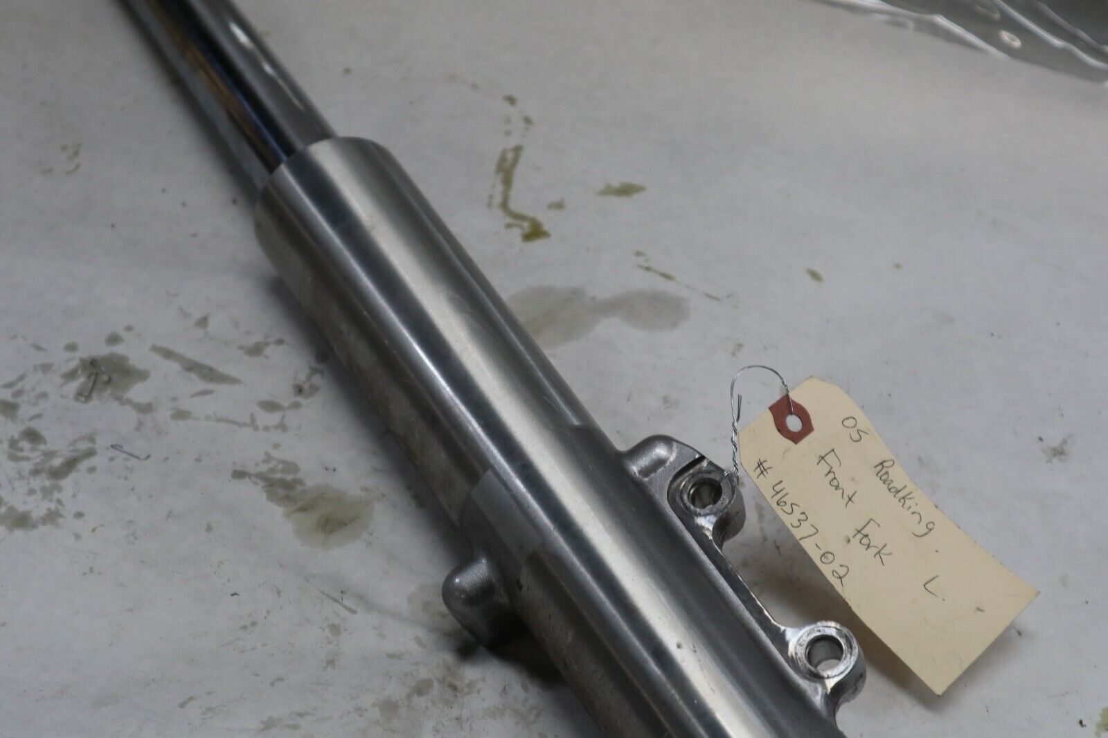 OEM Harley Davidson LEFT Fork Suspension 2005 Road King Blk/Red 46537-02