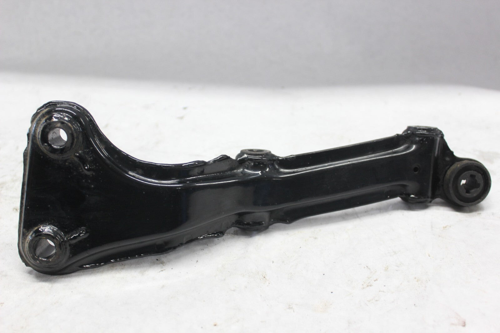 RIGHT FRONT ENGINE HANGER BRACKET 50310-MA1-000 1982 HONDA GL500I SILVERWING