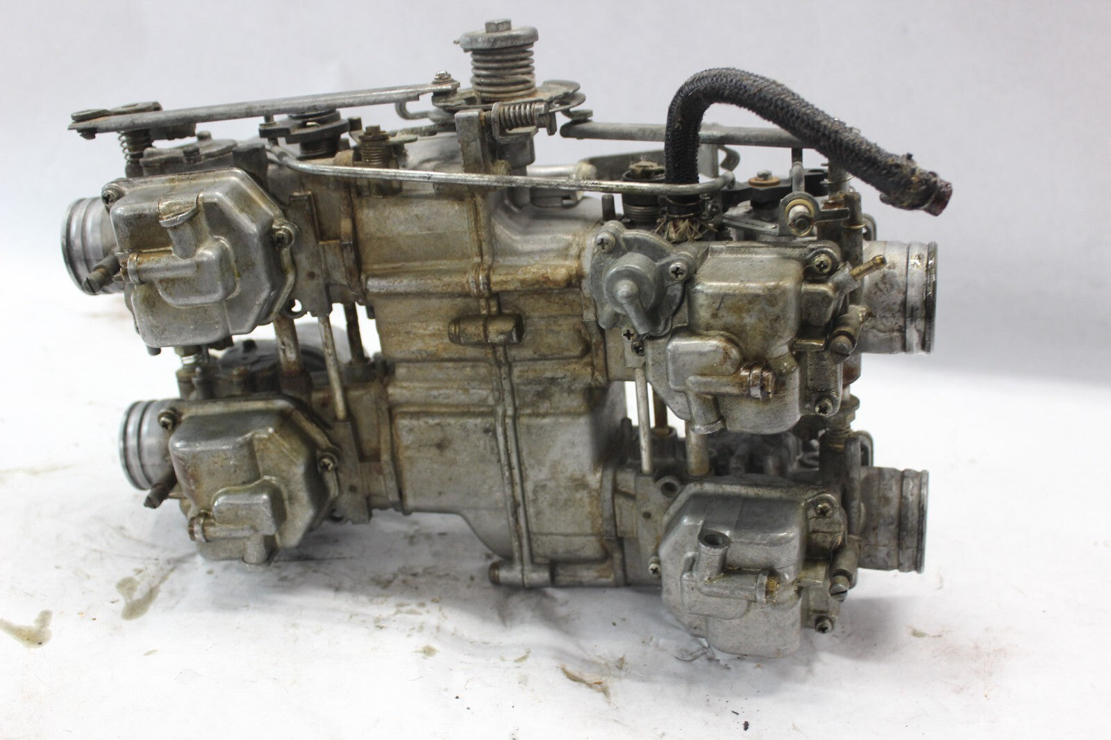 CARBURETOR ASSY SEE PICS 16100-MB9-014 1982 HONDA GOLDWING GL1100A