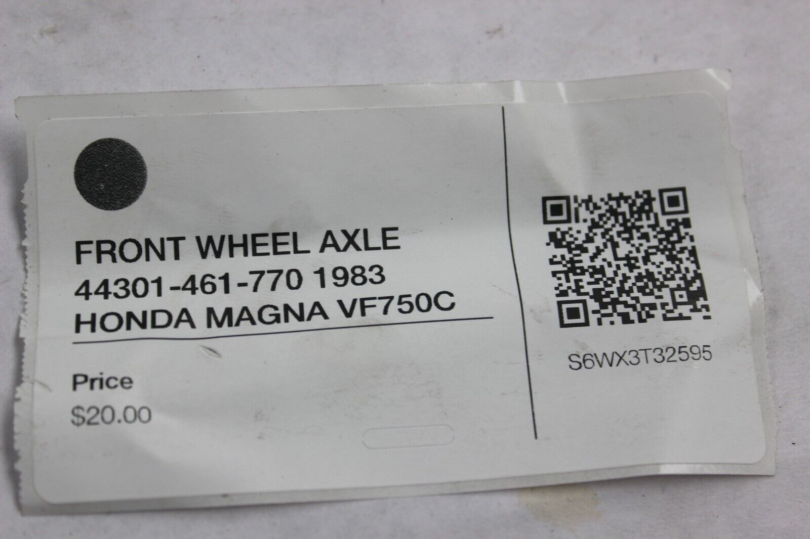 FRONT WHEEL AXLE 44301-461-770 1983 HONDA MAGNA VF750C