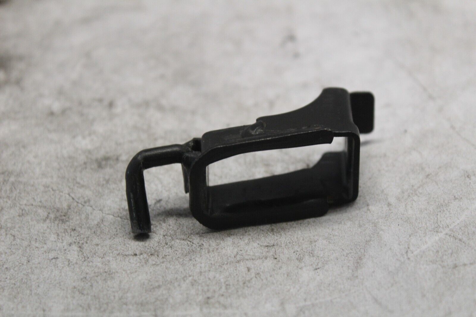 BRACKET, REAR SEAT AND HELMET (RIGHT) 11050-1475 1999 KAWASAKI NINJA ZX-9R
