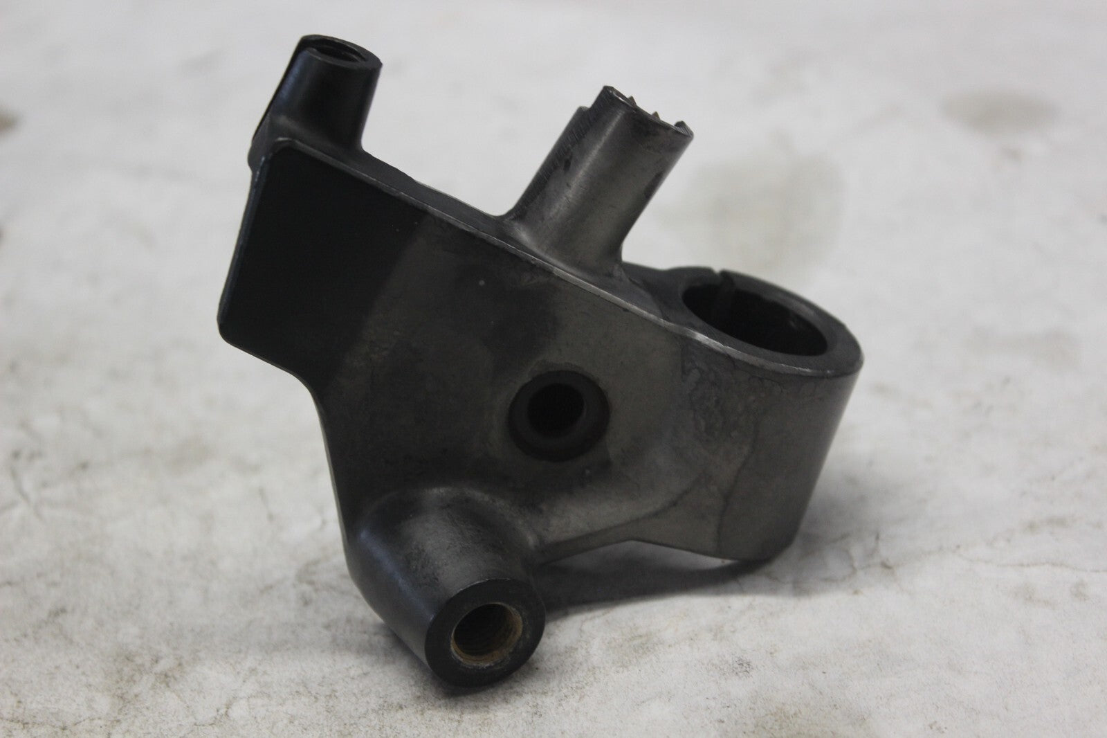 CLUTCH LEVER BRACKET 53172-MB9-000 1982 HONDA GOLDWING GL1100A
