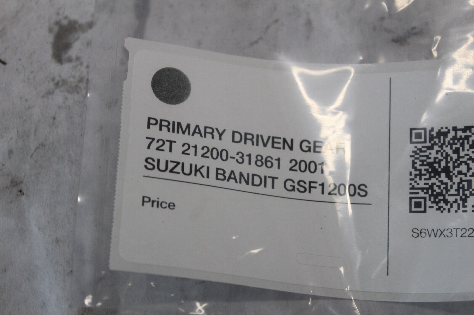 PRIMARY DRIVEN GEAR 72T 21200-31861 2001 SUZUKI BANDIT GSF1200S