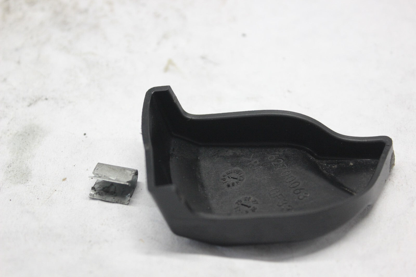 OIL DEFLECTOR 62700064 2016 H-D SOFTAIL BREAKOUT FXSB