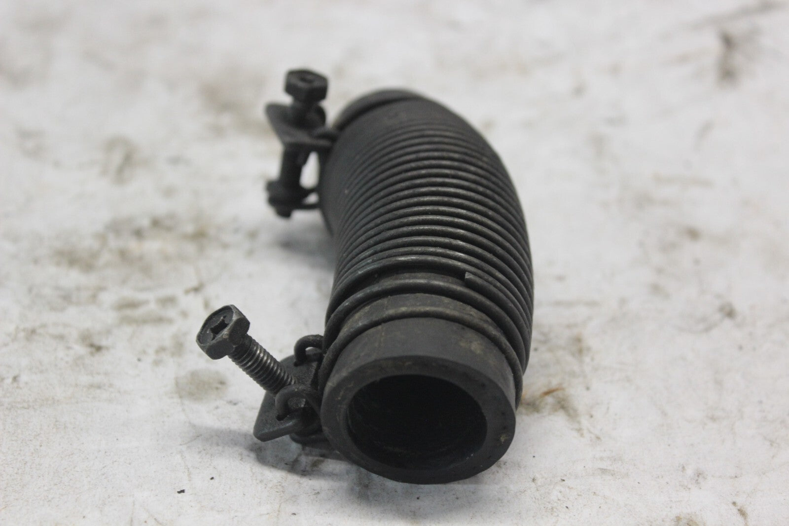 LOWER WATER HOSE 19502-431-000 1982 HONDA GOLDWING GL1100A