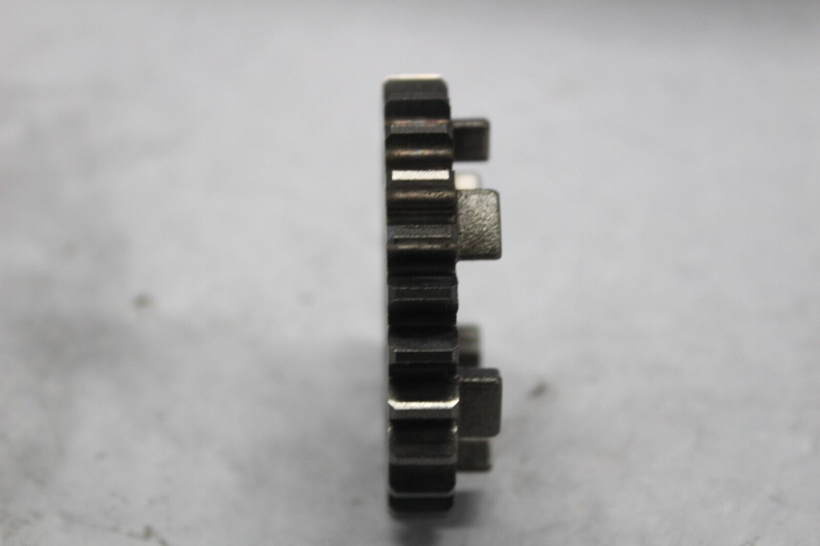 4TH DRIVE GEAR 25T 24241-38A00 2003 SUZUKI VOLUSIA VL800