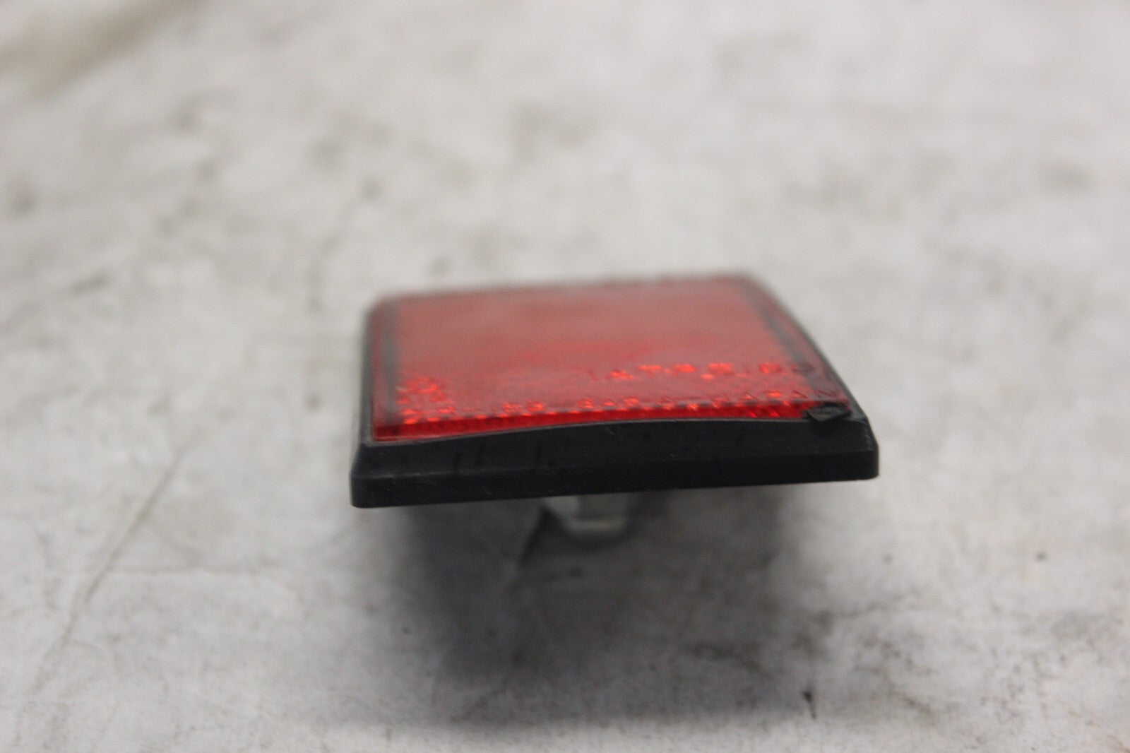 REAR REFLEX REFLECTOR RED 33741-415-602 1982 HONDA GOLDWING GL1100A