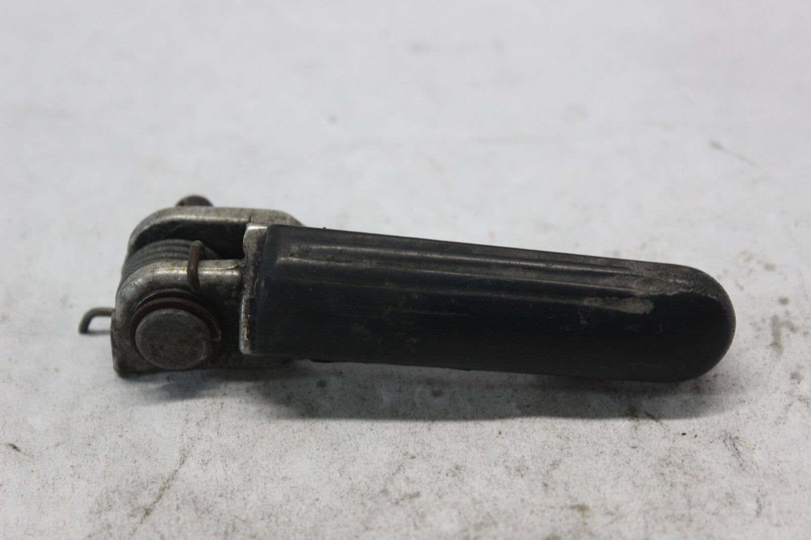 MAIN STEP BAR LEFT 50670-KV3-700 1998 HONDA CBR900RR