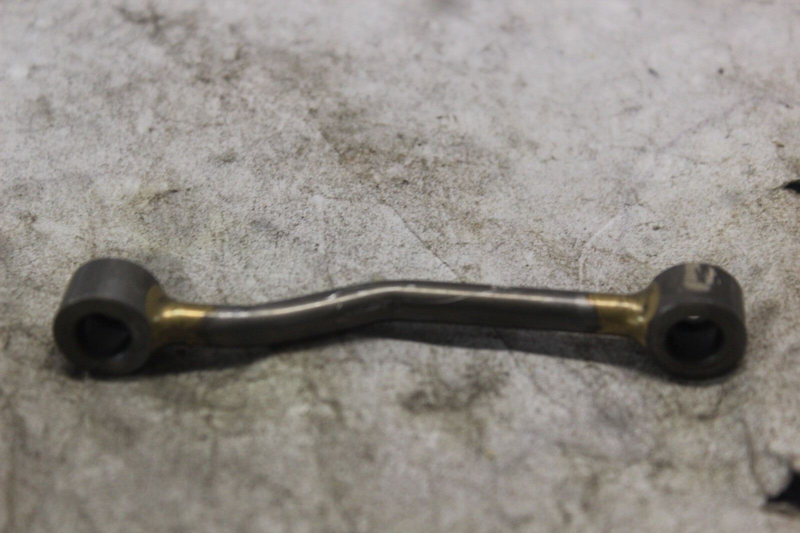 OIL PIPE 11131-33E00 2002 SUZUKI HAYABUSA GSX1300R