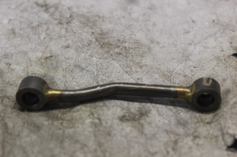 OIL PIPE 11131-33E00 2002 SUZUKI HAYABUSA GSX1300R