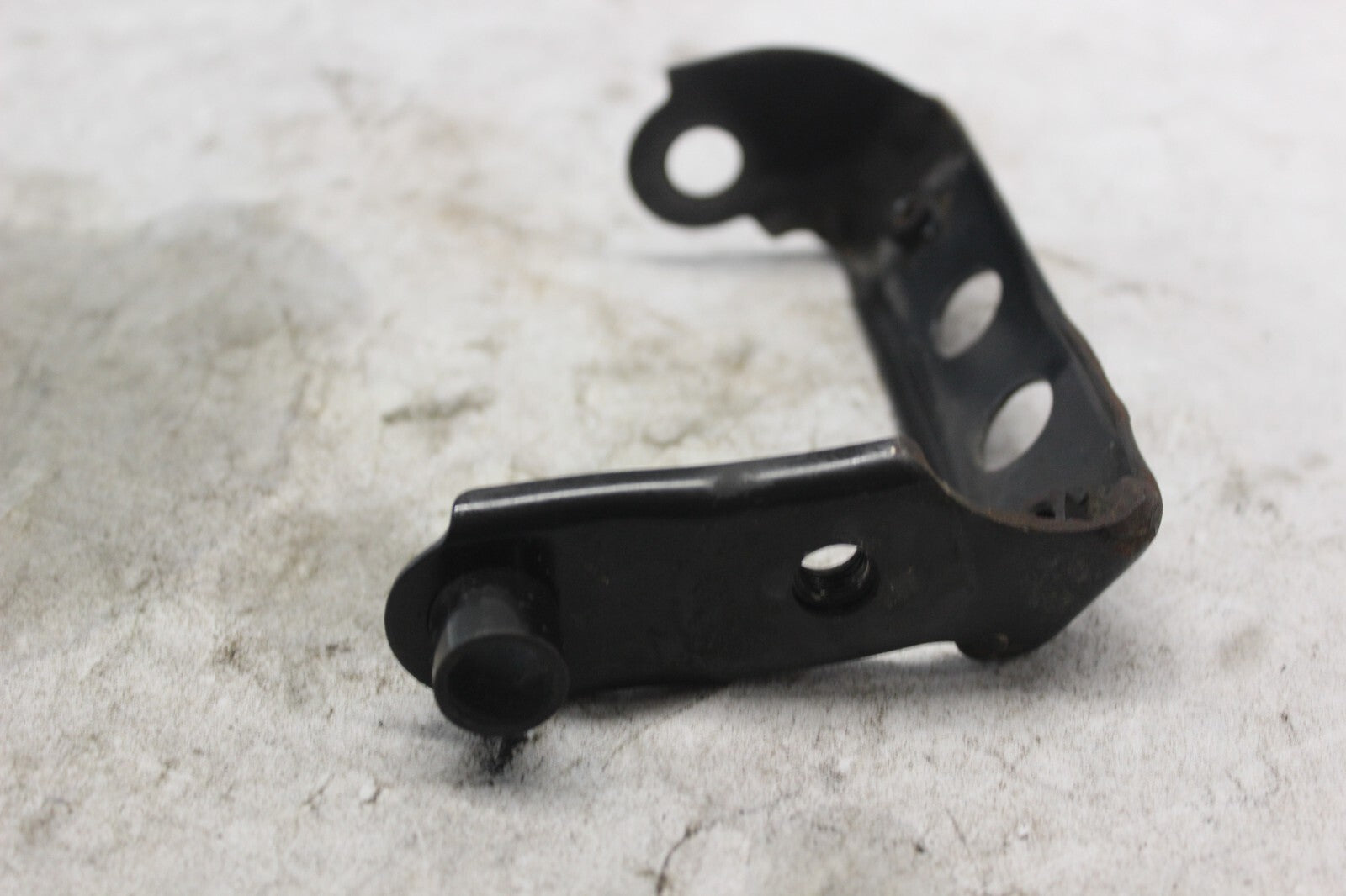 REAR COWL BRACKET 94540-24F01 2002 SUZUKI HAYABUSA GSX1300R