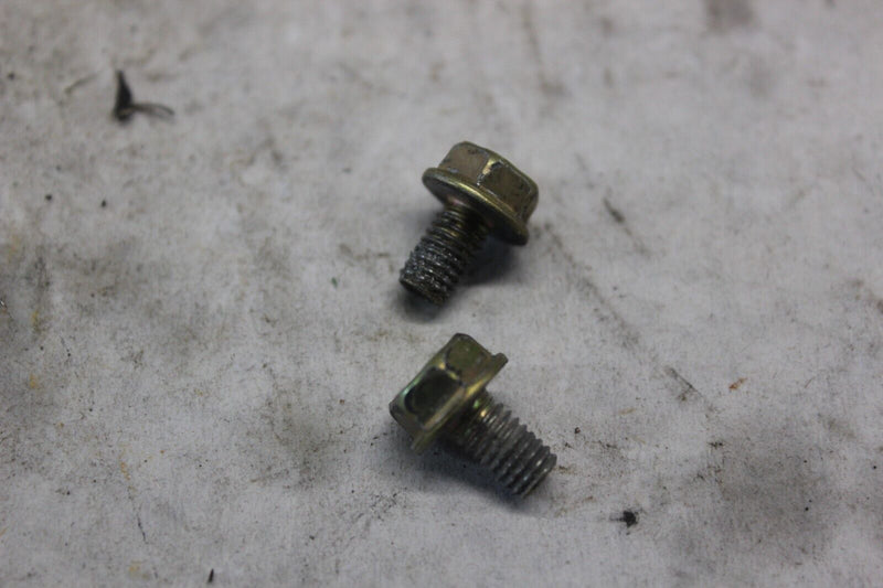 BREATHER PLATE SCREW 2PCS 90083-657-000 1997 HONDA CBR600F3