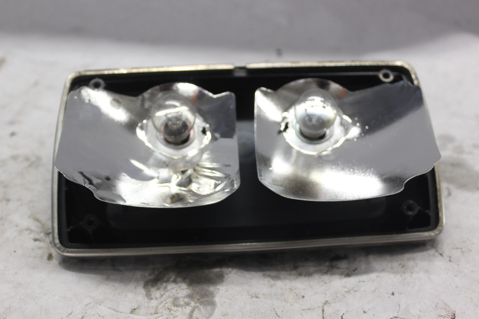 TAILLIGHT BASE 33703-MA1-670 1982 HONDA GL500I SILVERWING