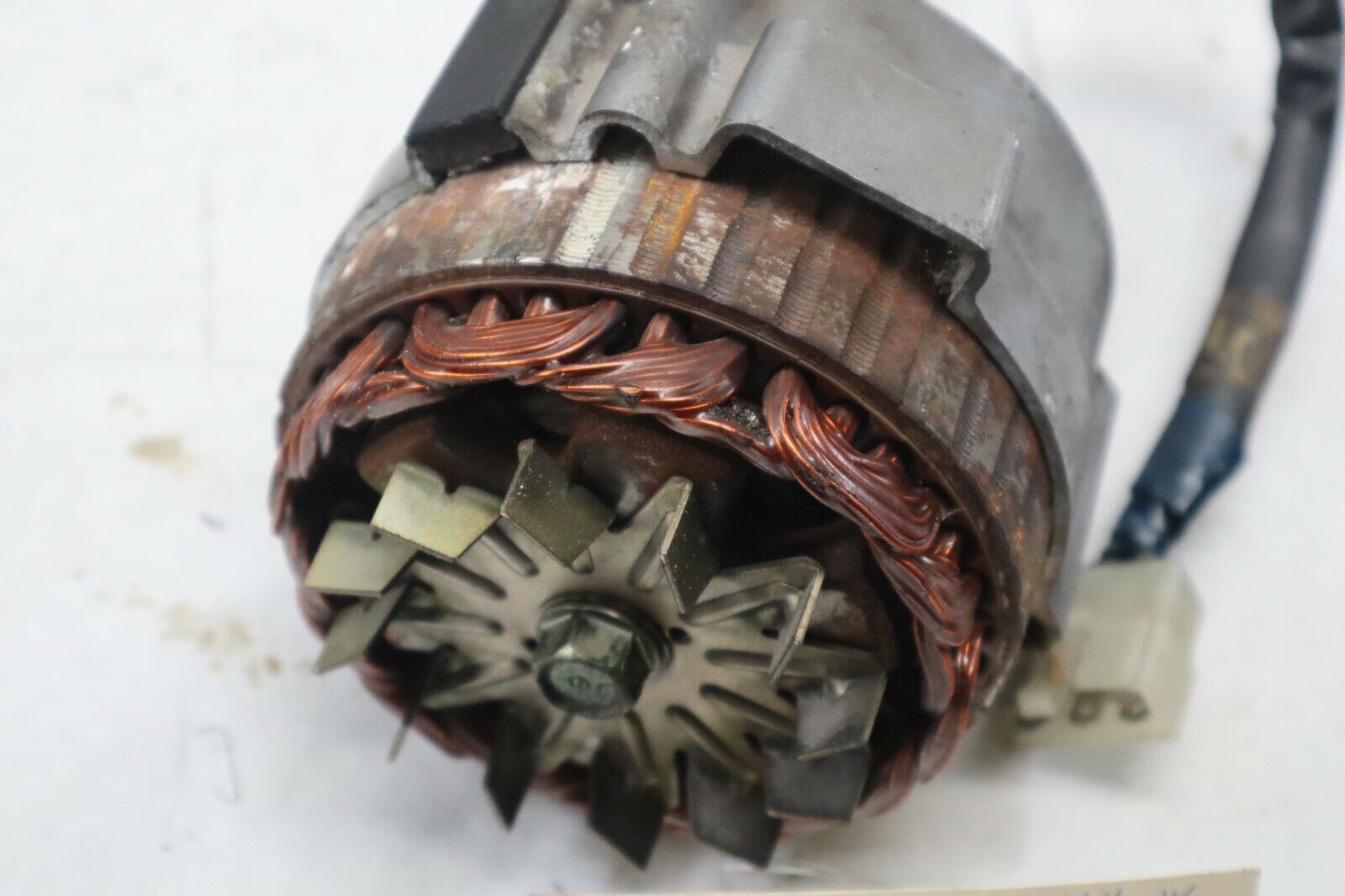 OEM Honda Motorcycle Alternator 1993 CB750 13400-MG9-030
