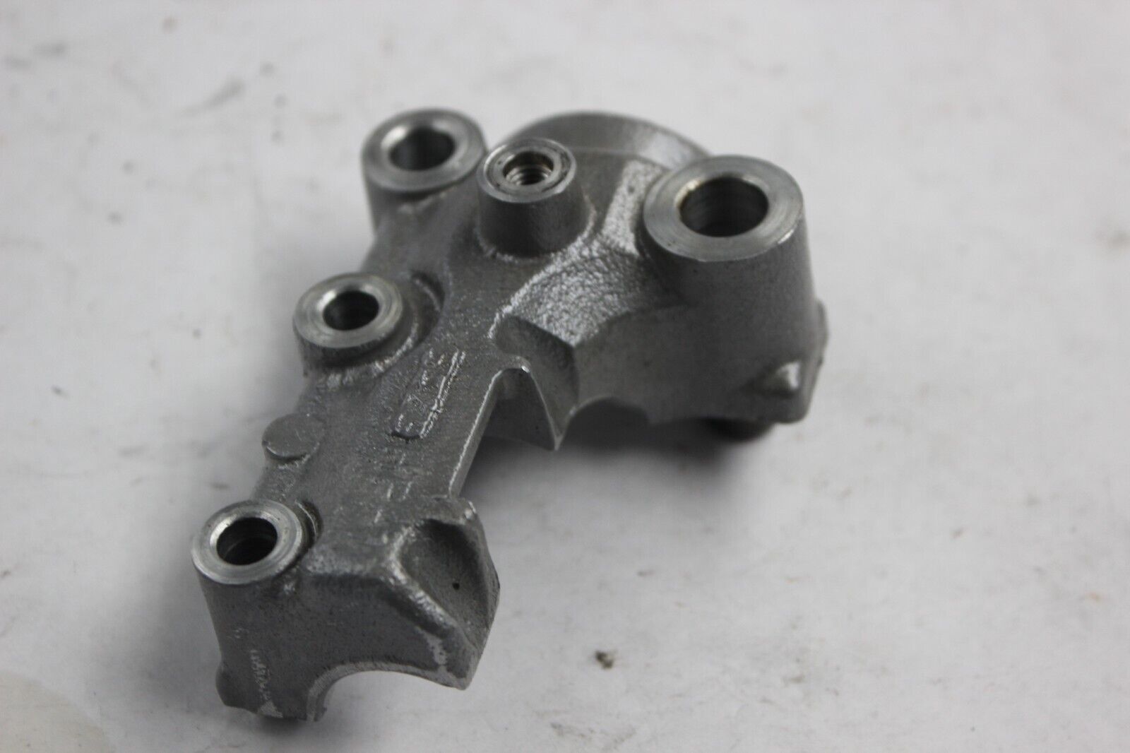 CAMSHAFT HOLDER A 12211-MB4-030 1986 HONDA V65 MAGNA VF1100C