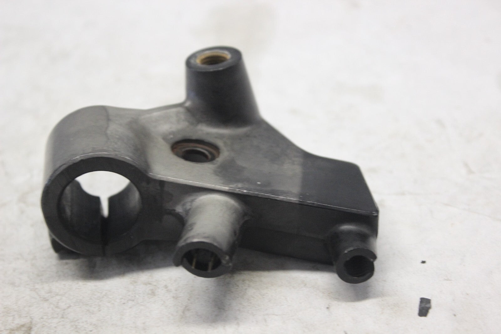 CLUTCH LEVER BRACKET 53172-MB9-000 1982 HONDA GOLDWING GL1100A