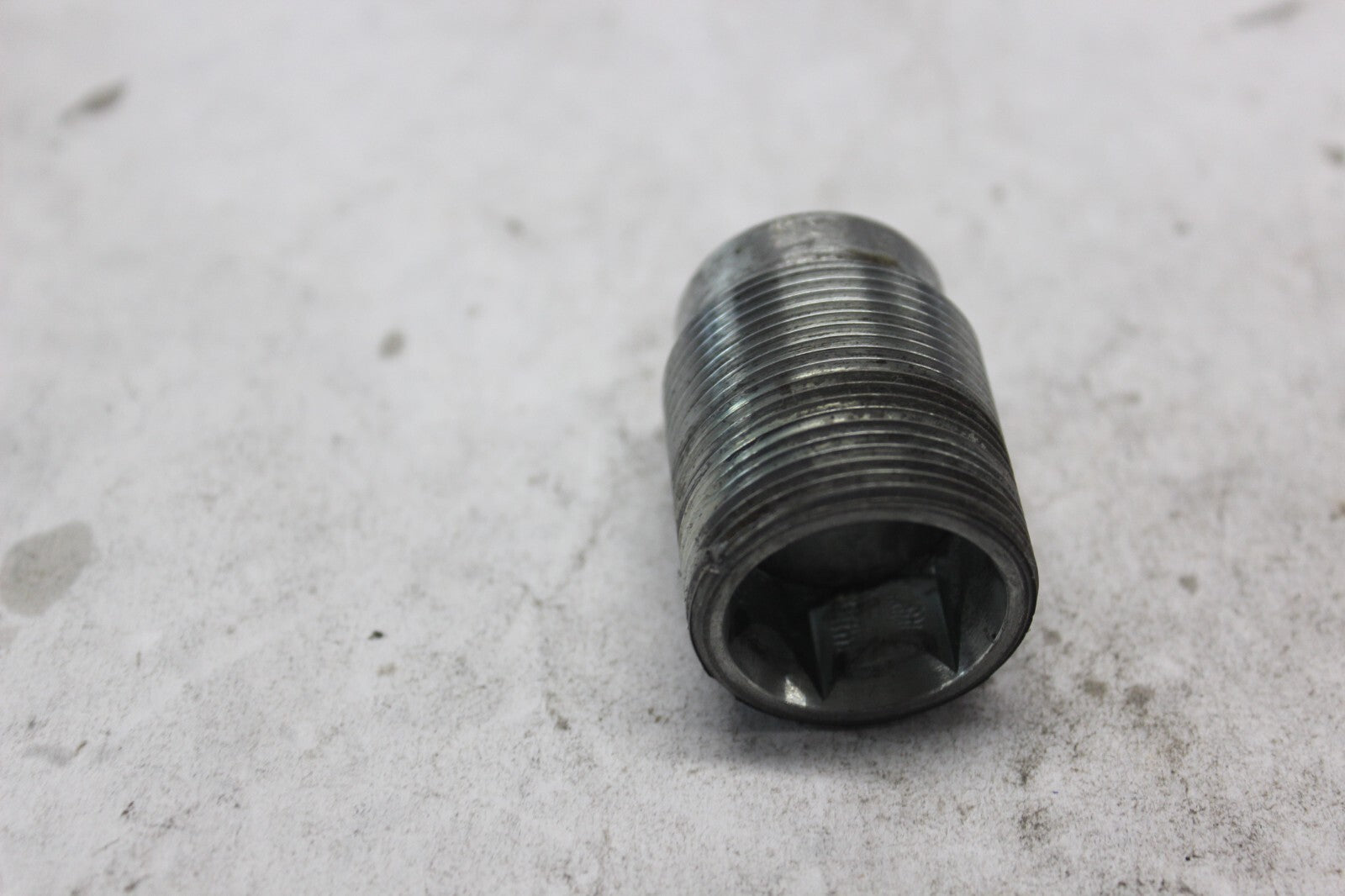 SWINGARM PIVOT ADJUSTING BOLT 52109-MR8-000 1998 HONDA CBR900RR