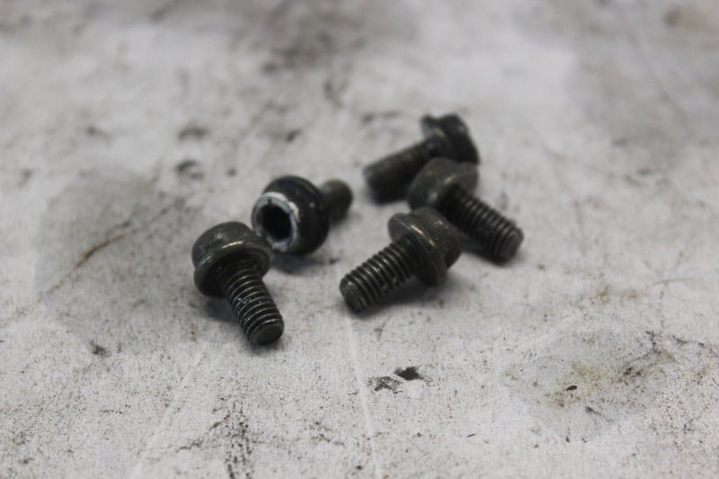 FUEL PUMP MOUNTING BOLT 5PCS 07120-06123 2002 SUZUKI GSX-R1000