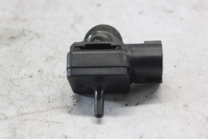 BOOST SENSOR 15620-35F00 2002 SUZUKI GSX-R1000