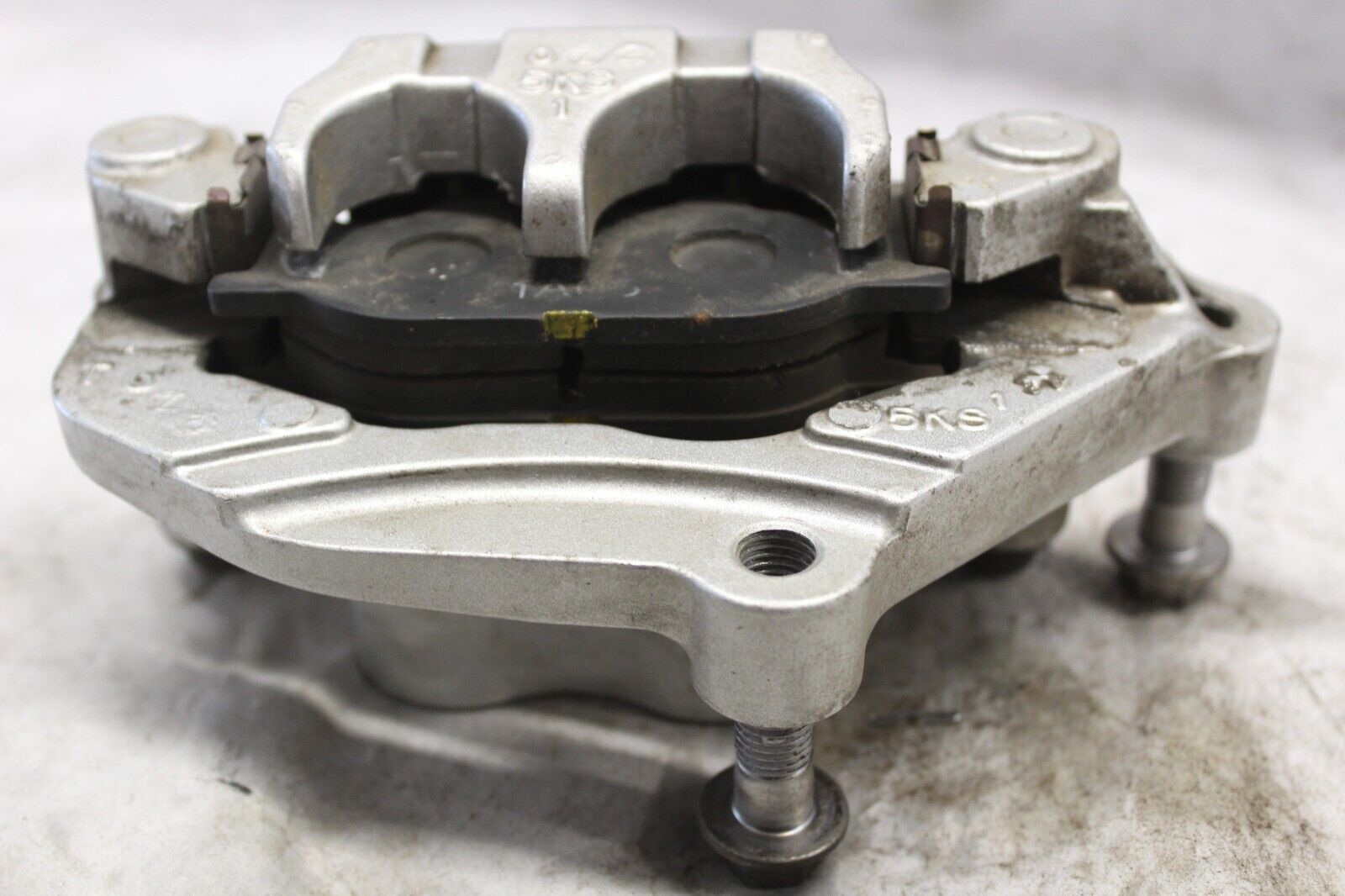 FRONT CALIPER ASSY LEFT 5KS-2580T-00-00 2001 XVS1100A VSTAR CLASSIC