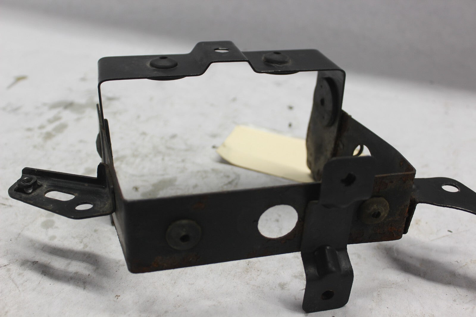 BATTERY BOX (BAND A) 50327-MA1-000 1982 HONDA GL500I SILVERWING