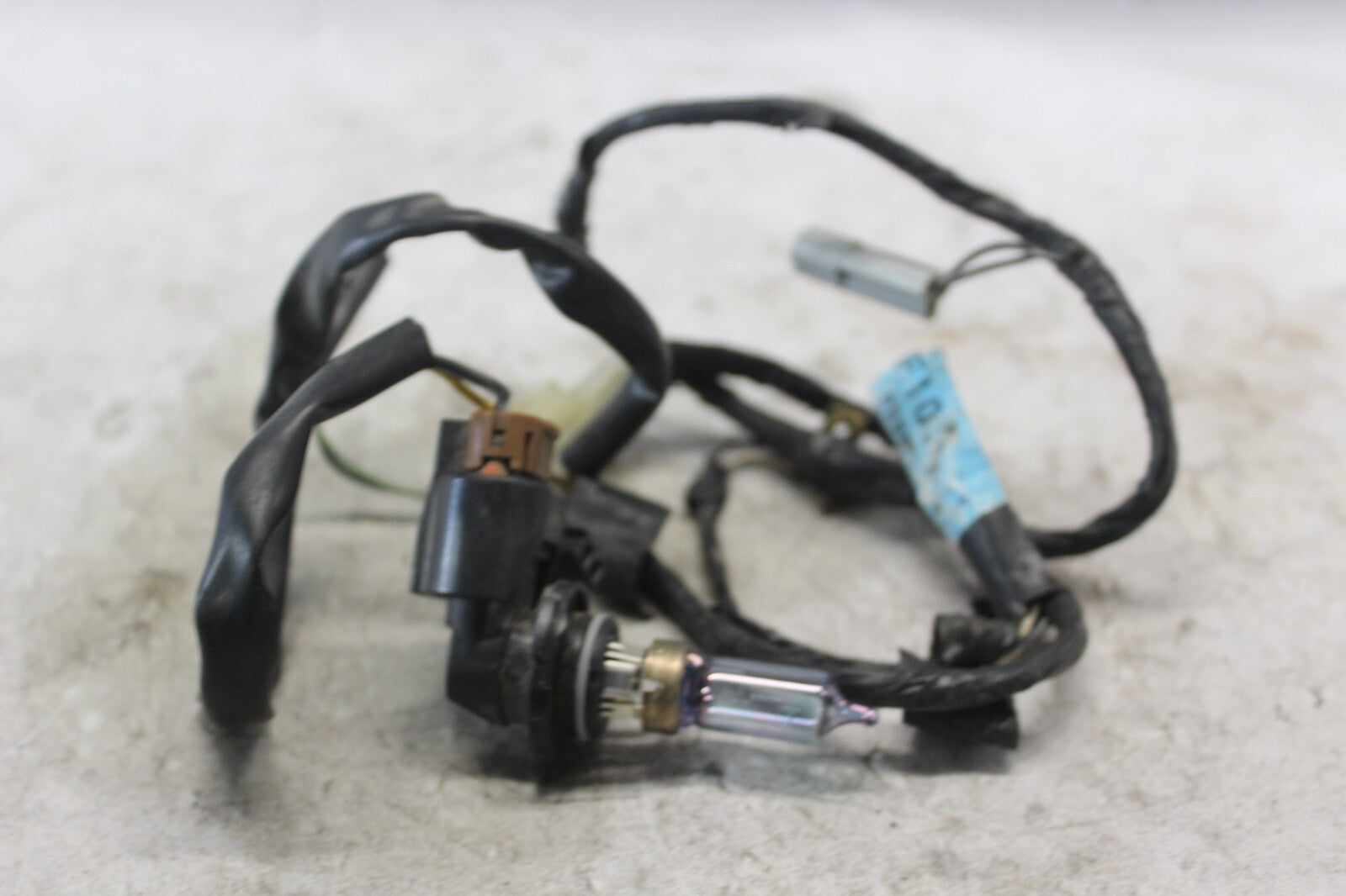 WIRING HARNESS 2 HEADLIGHT HARNESS 36620-24F10 2002 SUZUKI HAYABUSA GSX1300R