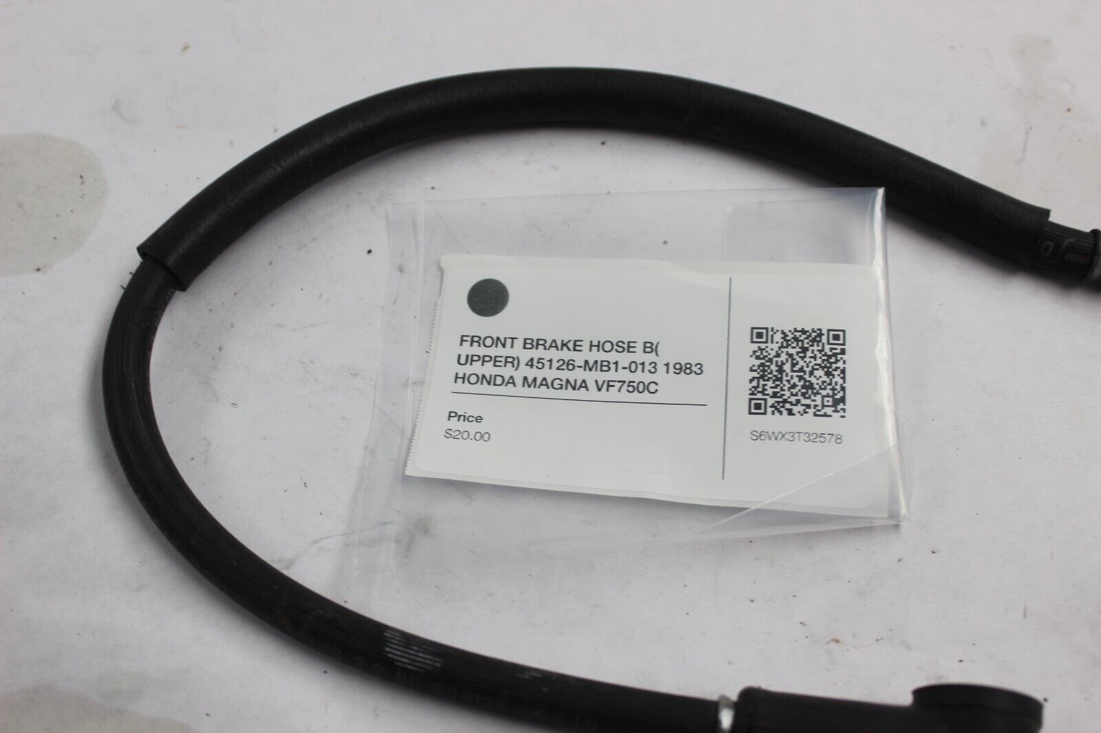 FRONT BRAKE HOSE B (UPPER) 45126-MB1-013 1983 HONDA MAGNA VF750C