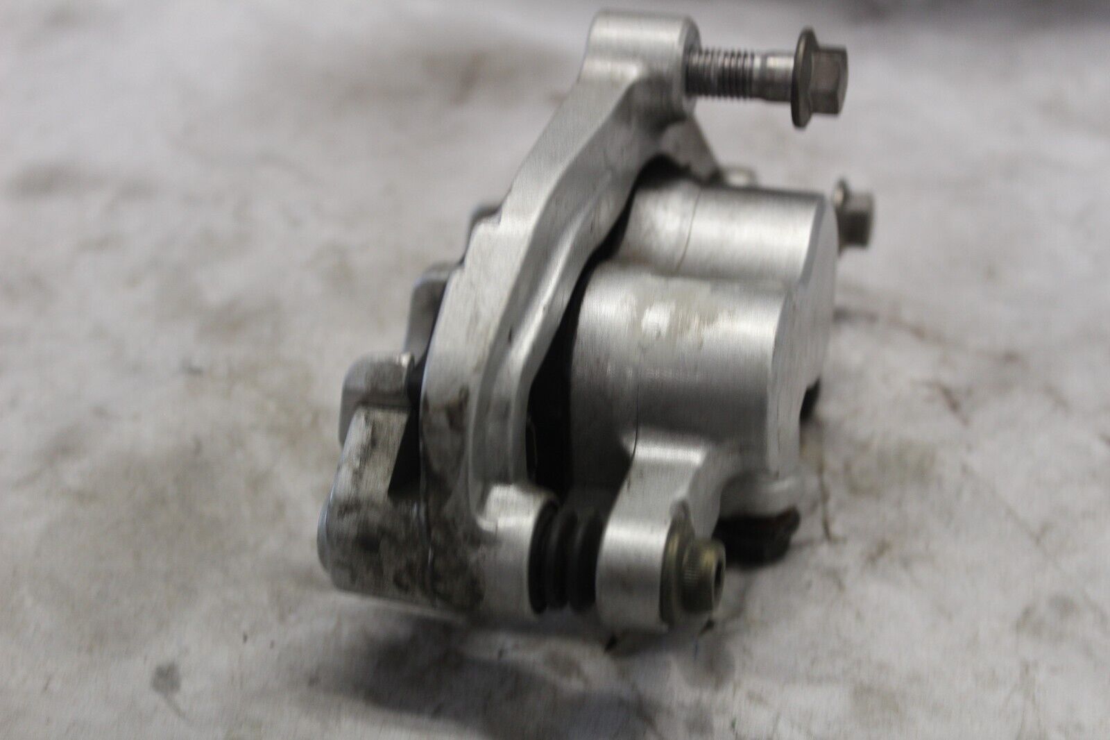 FRONT CALIPER ASSY LEFT 5KS-2580T-00-00 2001 XVS1100A VSTAR CLASSIC