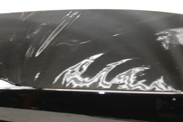 OEM Harley Davidson Gloss Black Saddlebag Lid Right 90200411